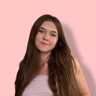 Angela Holm