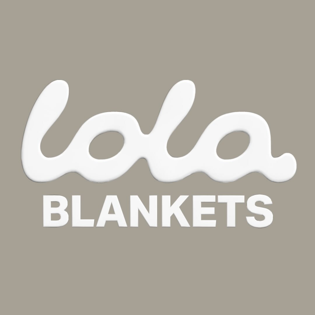 Lola Blankets
