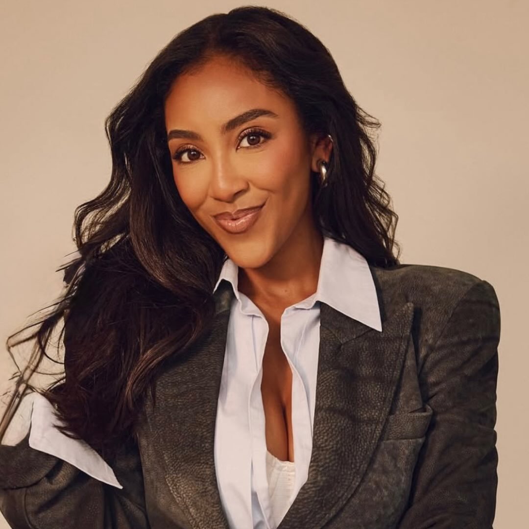 Tayshia Adams